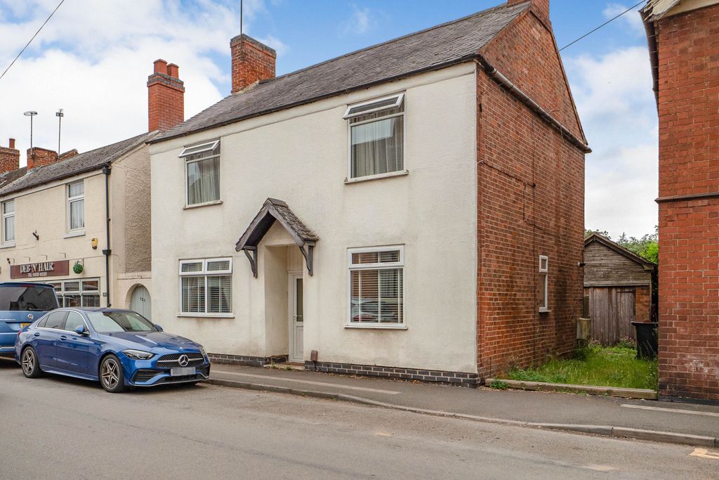 Property photo 1 of 11