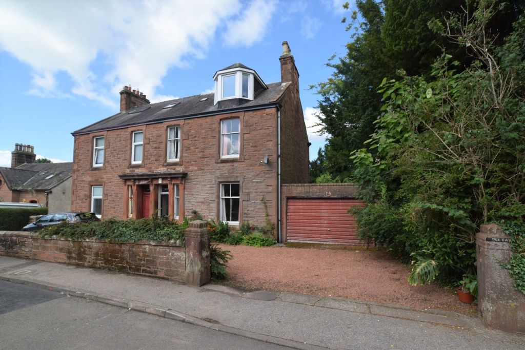 Property photo 1 of 25
