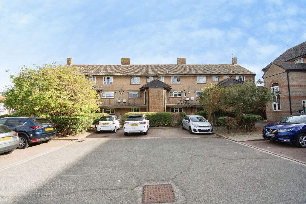 Property photo 1 of 11