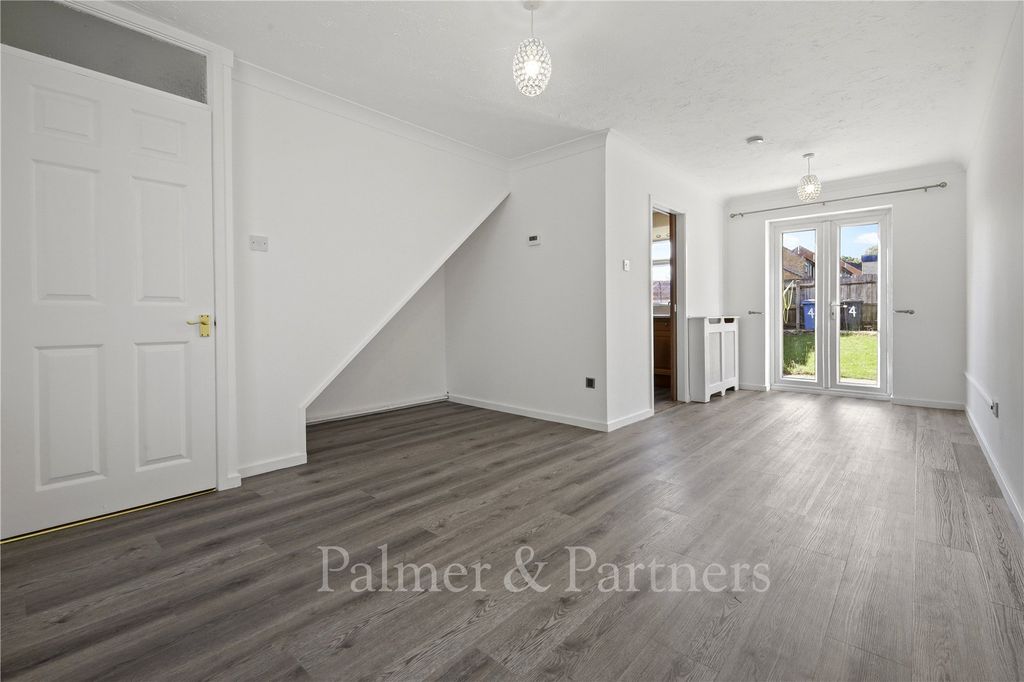 Property photo 3 of 10 Picture No. 09