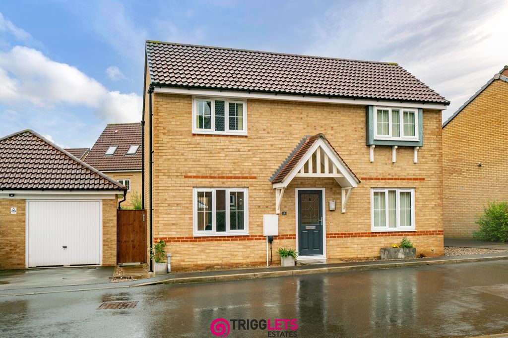 Property photo 1 of 24