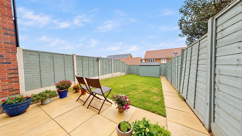Property photo 2 of 19 G