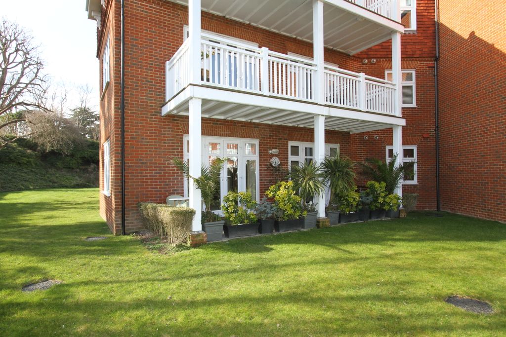 Additional image 22 of 2 bed flat for saleDarley Road, Eastbourne BN20