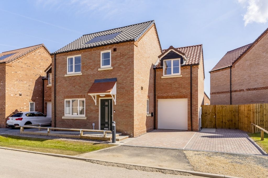 Property photo 1 of 22 Plot 111, Brunswick Fields (Long Sutton)-1