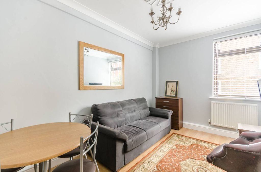 Property photo 2 of 5