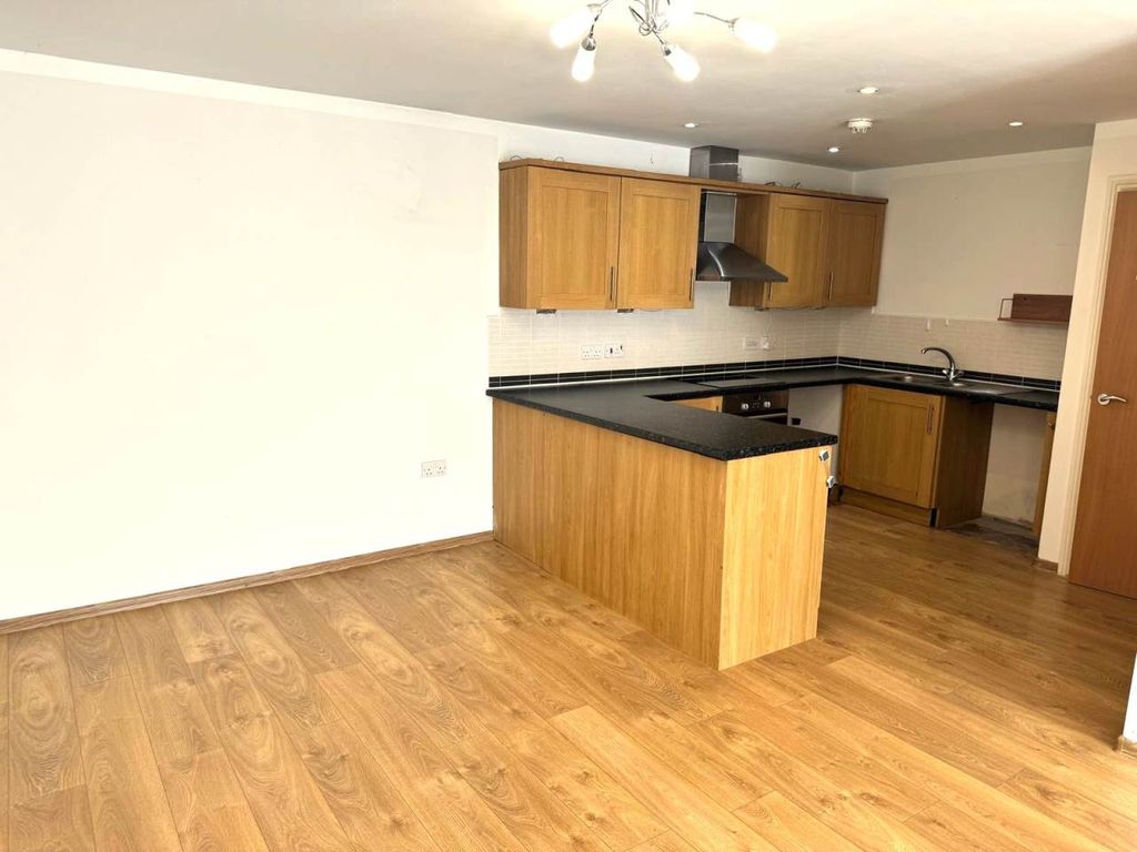 Property photo 3 of 18 Pic