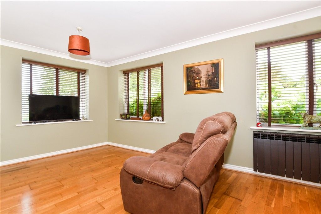 Property photo 1 of 14 Lounge/Diner
