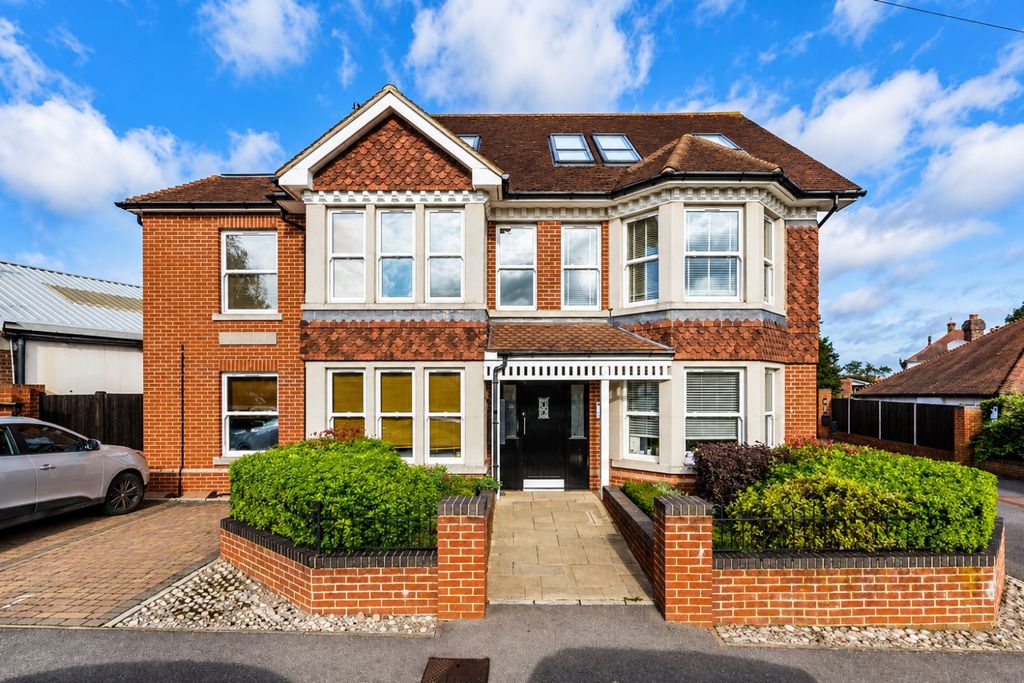 Property photo 1 of 12 970Fb492-E05d-4A59-A2Eb-B1B9Cbea7150