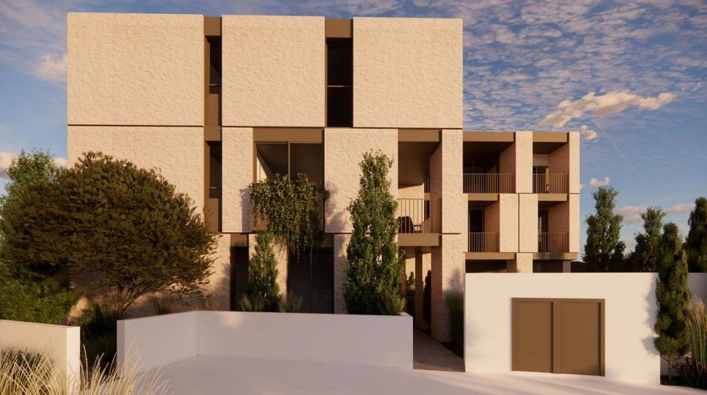 Property photo 3 of 6