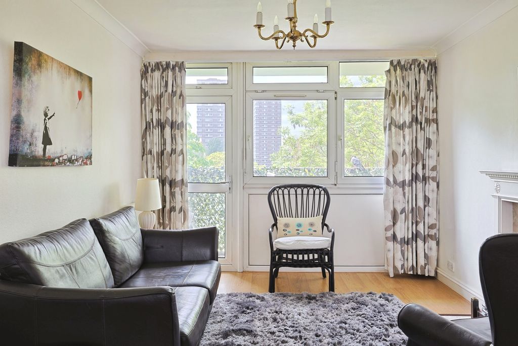 Property photo 3 of 16 Pbox-Img.Jpg