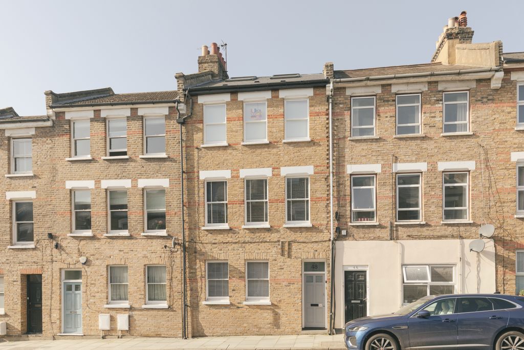 Property photo 1 of 22