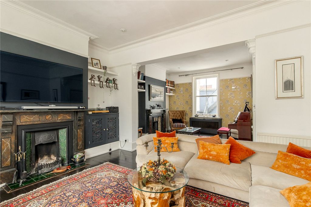 Property photo 2 of 14 Reception Room