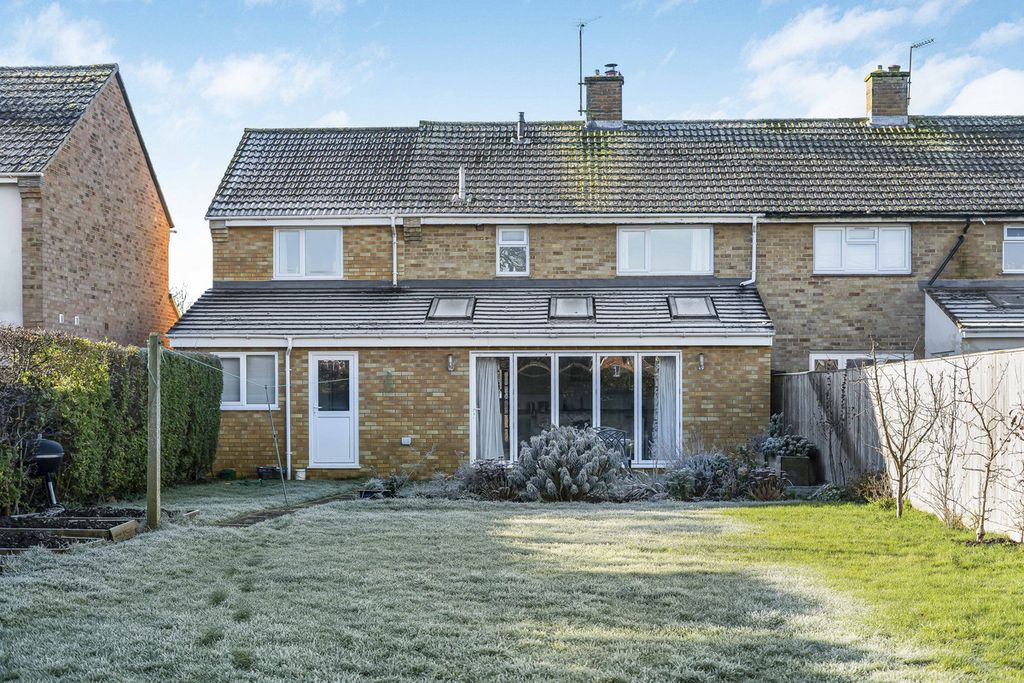 Property photo 2 of 24