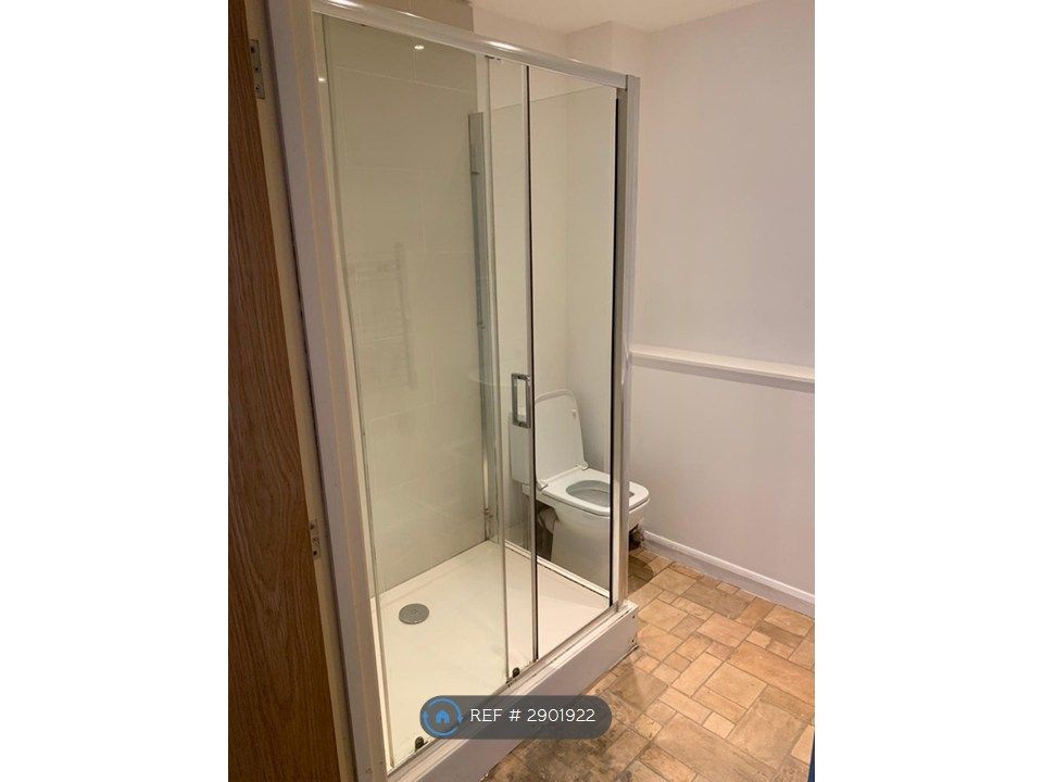Property photo 3 of 4