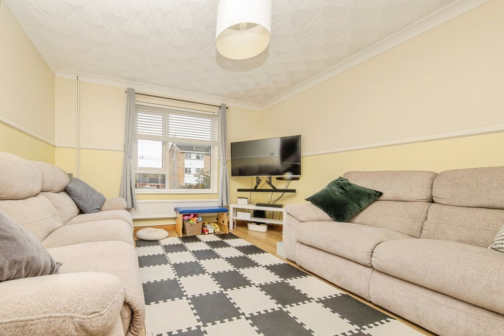 Property photo 3 of 19 Pbox-Img.Jpg