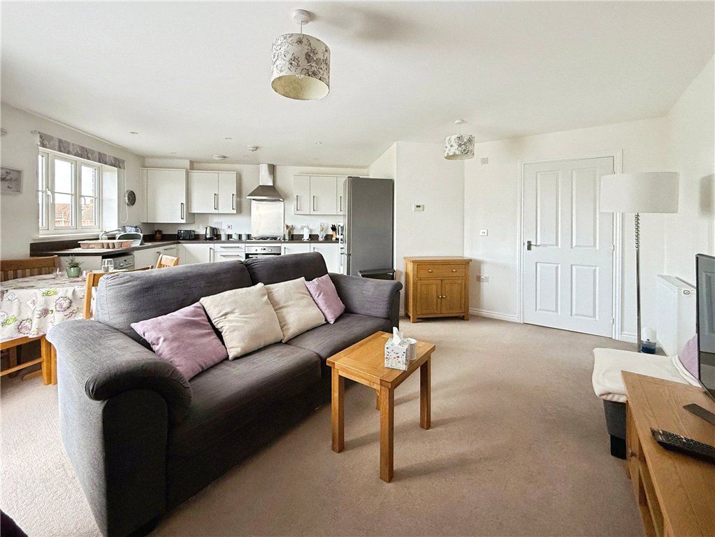 Property photo 2 of 9 Picture No. 14