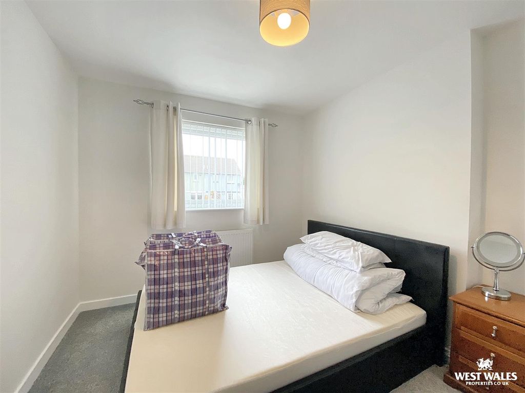 Additional image 10 of 2 bed semi-detached house for saleBufferland Terrace, Pembroke Dock SA72