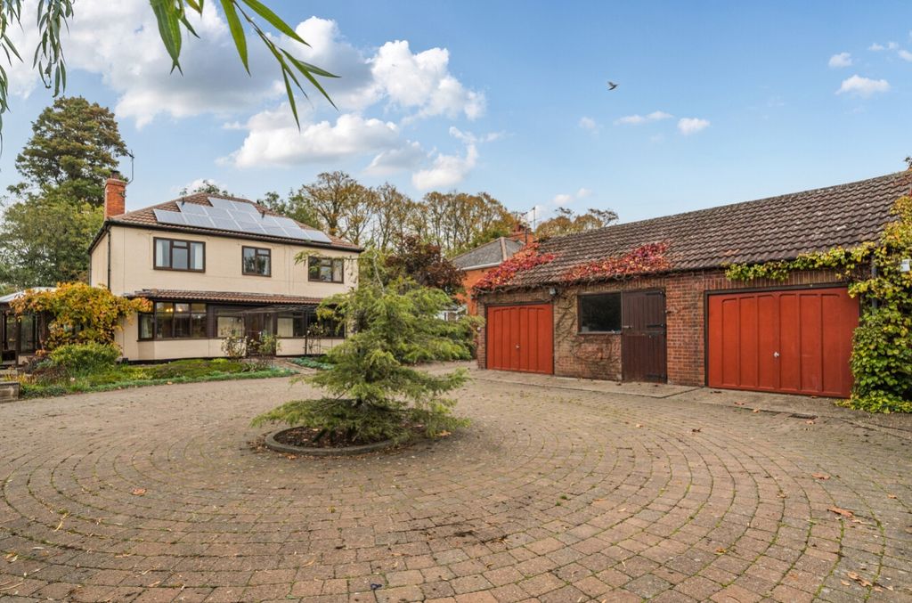 Property photo 1 of 39 1370886-4-68F2Bc081094B