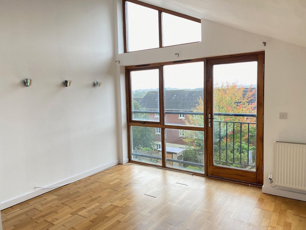 Property photo 2 of 12 Not Specified