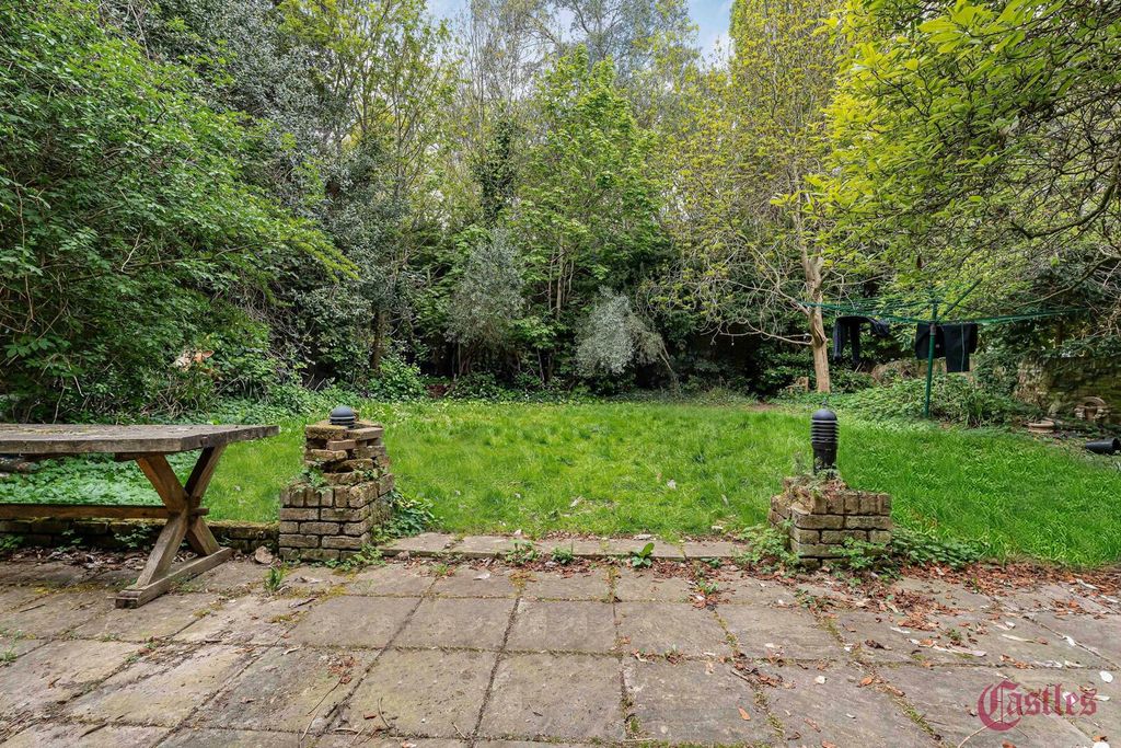 Property photo 2 of 7 Rear Garden