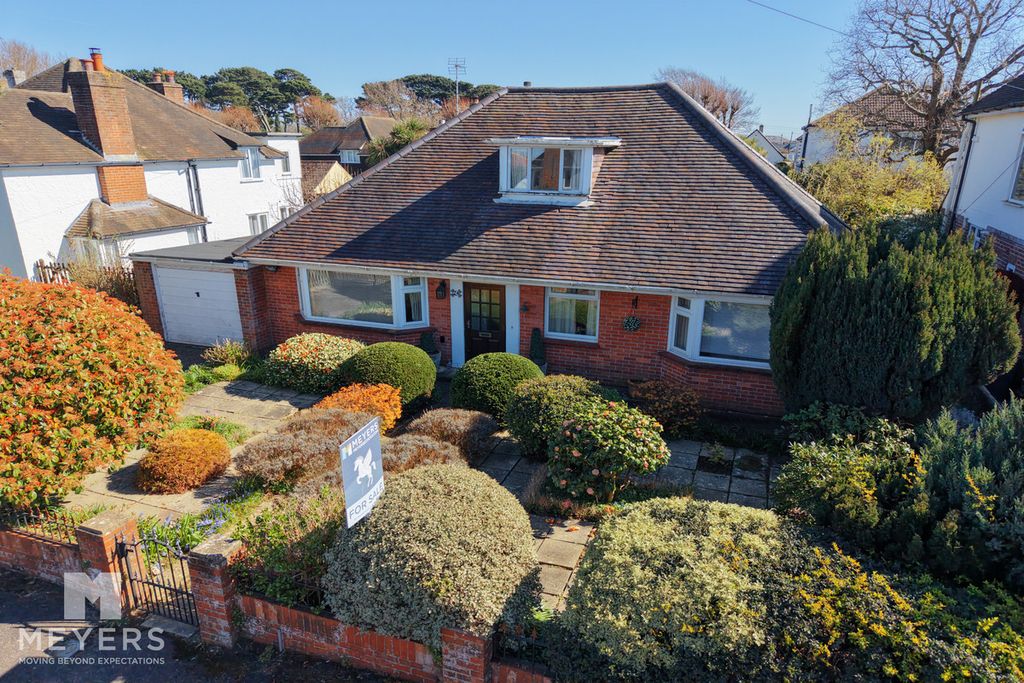 Property photo 1 of 26