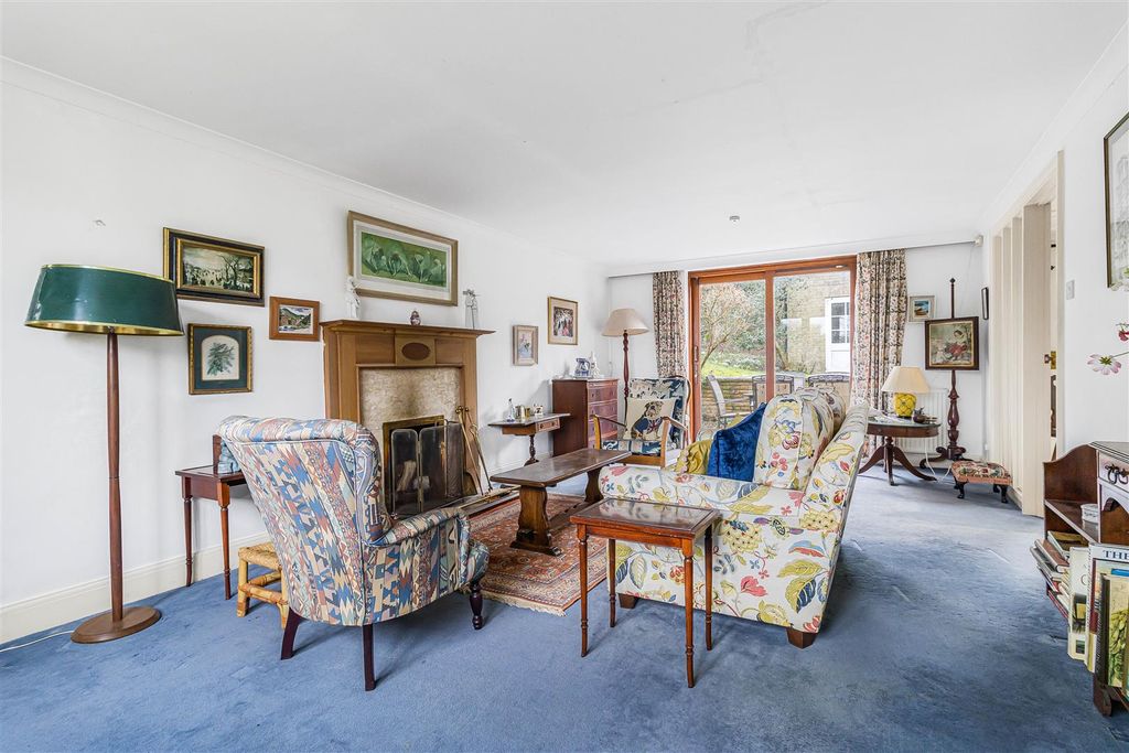 Property photo 2 of 47 34_72138.Jpg