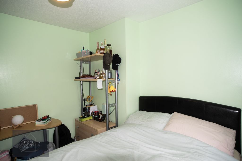 Additional image 30 of 4 bed semi-detached house for saleRoseheyworth Road, Abertillery NP13