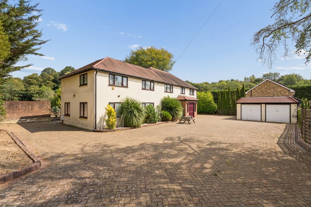 Property photo 1 of 42 Picture No. 28