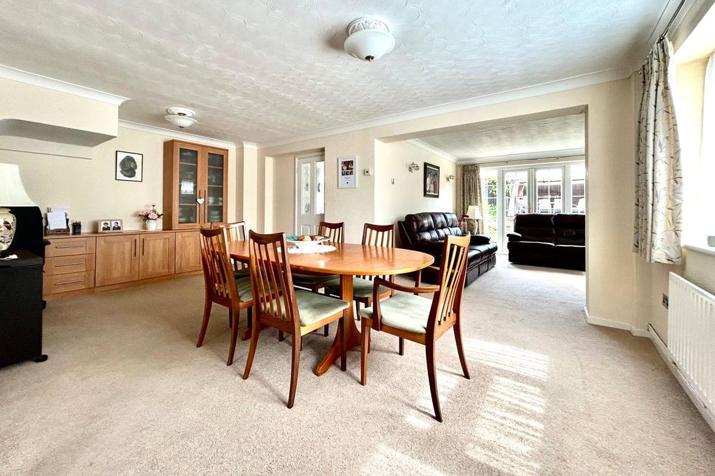 Property photo 2 of 19 Picture No. 05