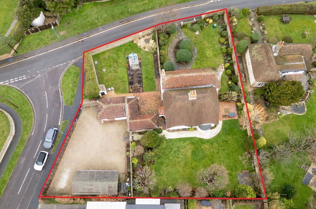 Property photo 3 of 38