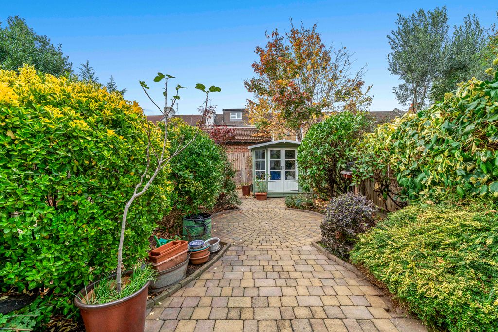 Property photo 2 of 14