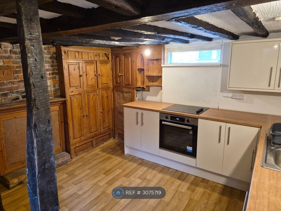 Property photo 2 of 19 Basement - Kitchen