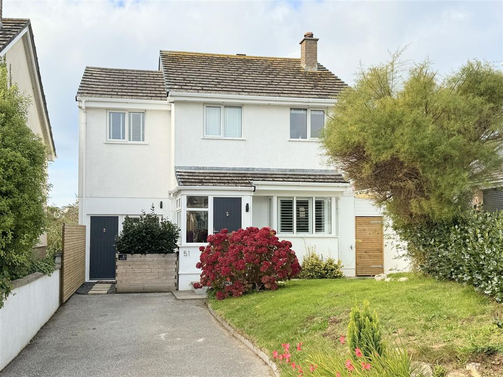 Property photo 1 of 41