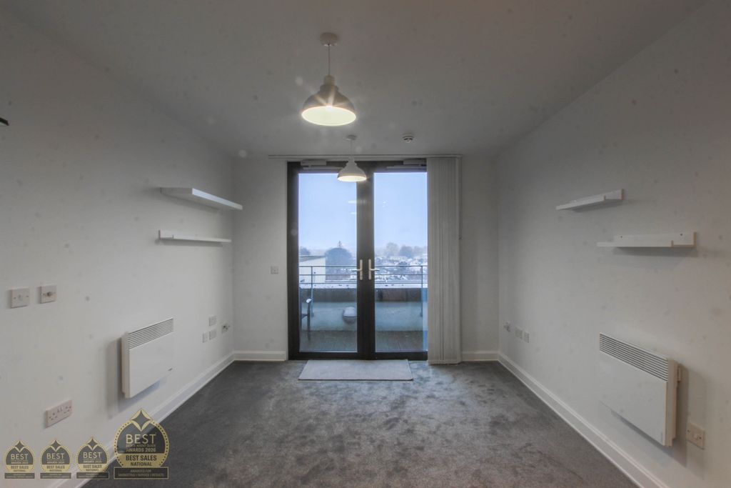 Property photo 3 of 12 Img_9616-Hdr