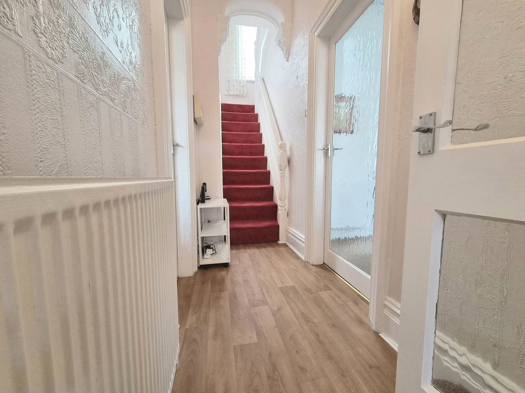 Property photo 2 of 24