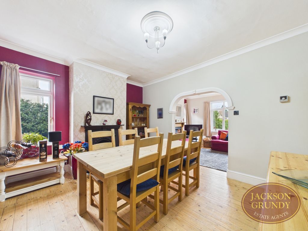 Property photo 2 of 21 Northall