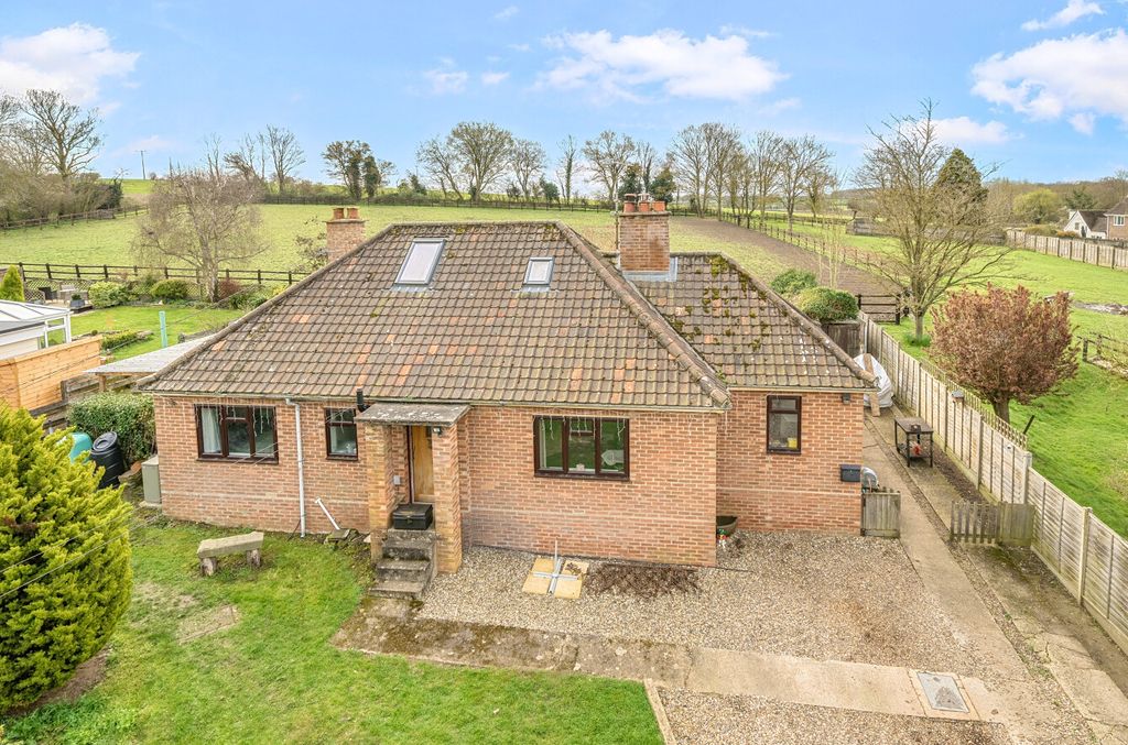 Property photo 1 of 11 1435831-1-69Ccf25B28057