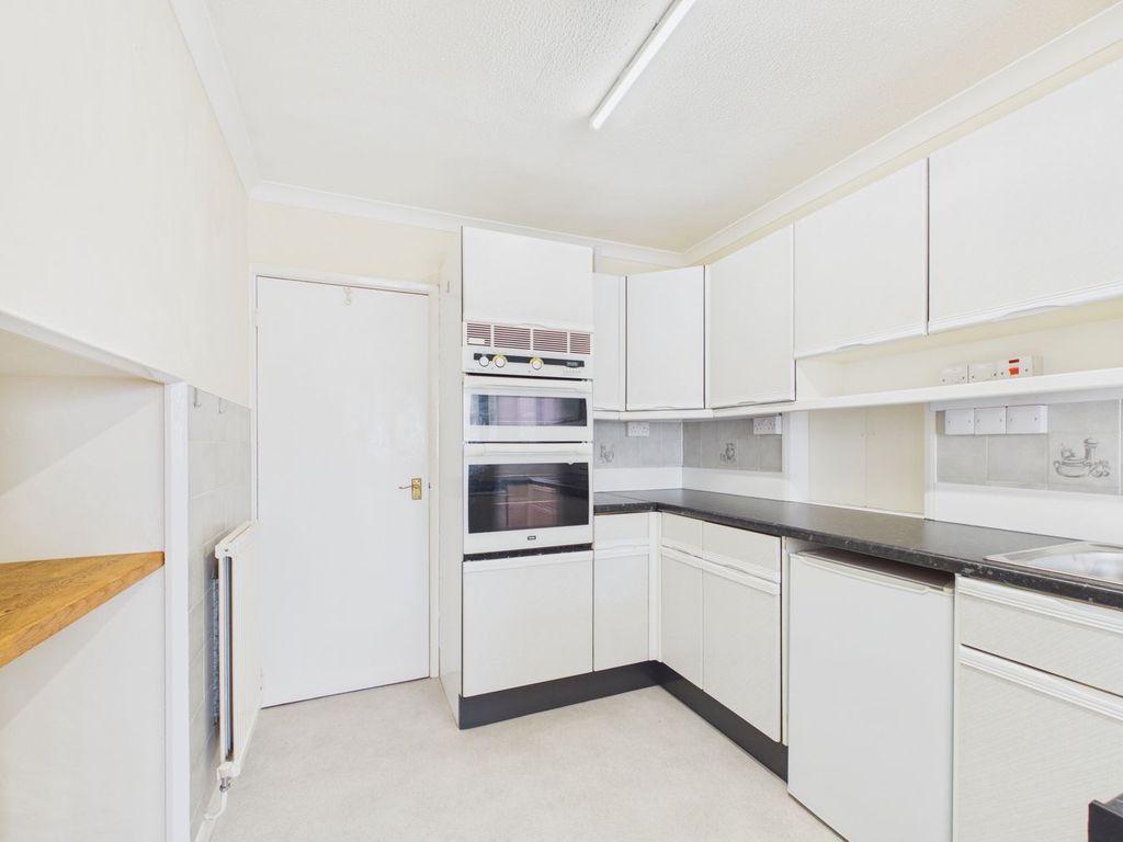 Property photo 3 of 22