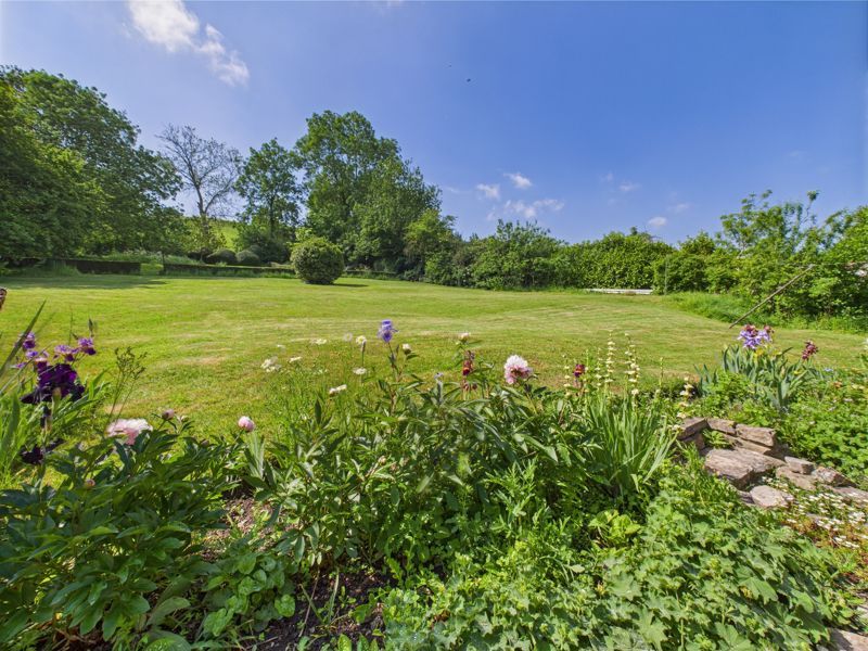 Property photo 2 of 29 Photo 6