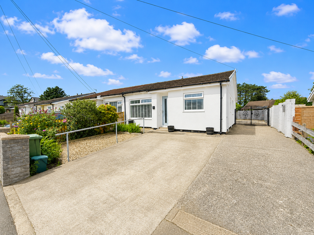 Property photo 1 of 17 Bc91361F-88C7-4226-97B5-28C51247035C