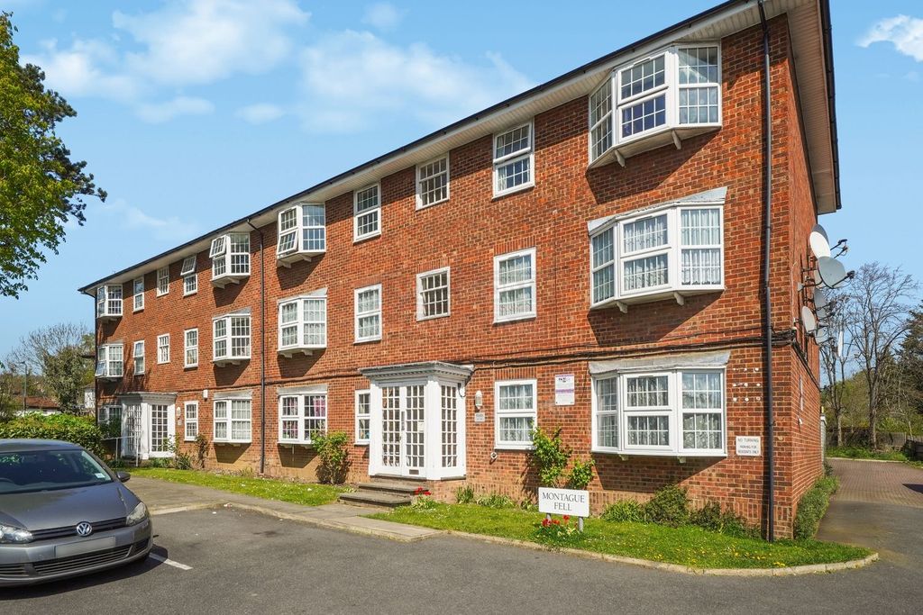 Property photo 1 of 9