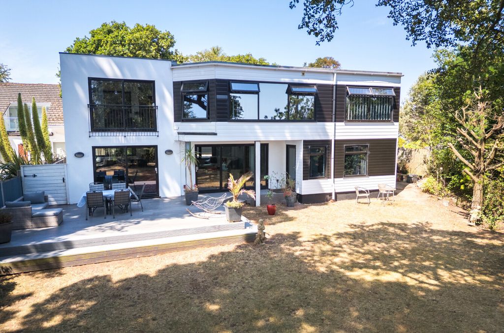 Property photo 1 of 44 1488391-11-6A56Aa...
