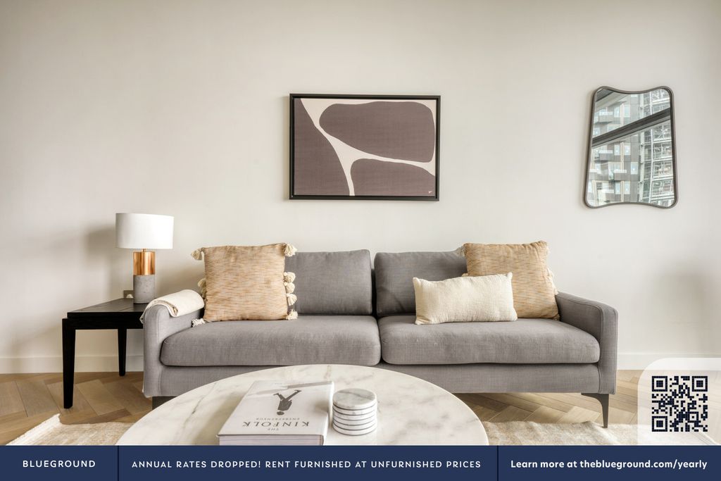 Property photo 3 of 29 Living Room