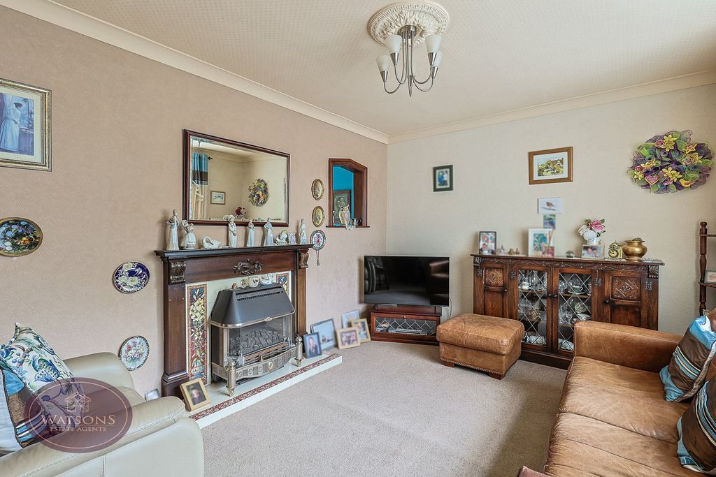 Property photo 3 of 26