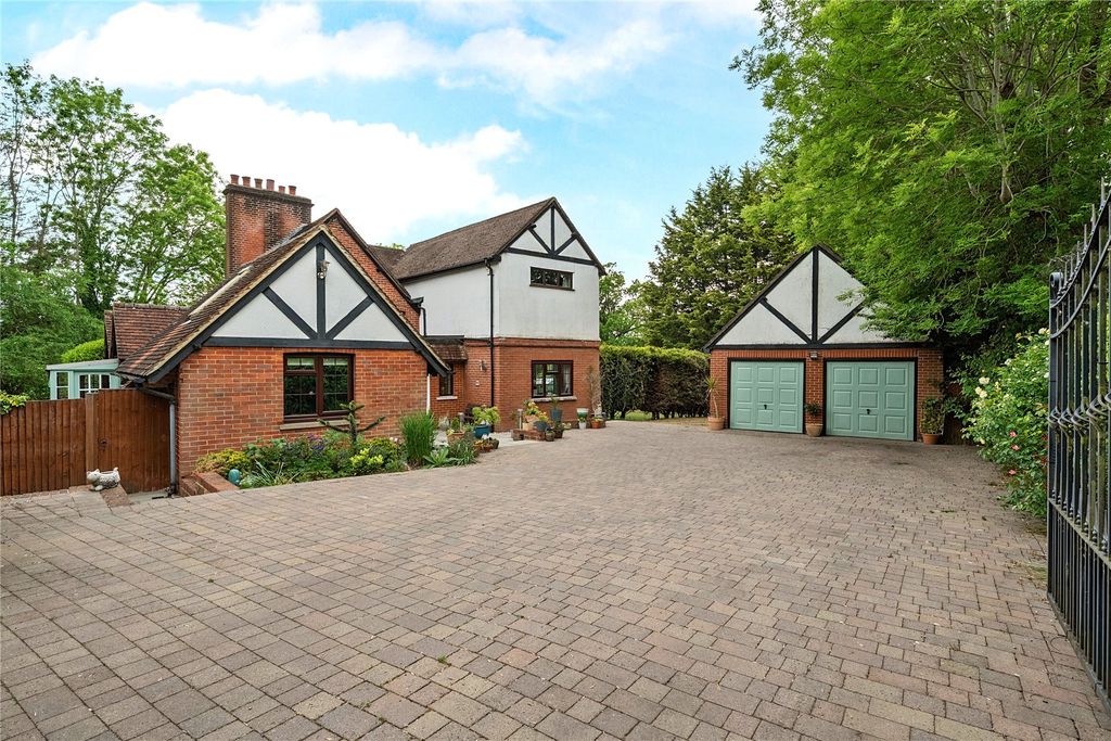 Property photo 3 of 29 Picture No. 02