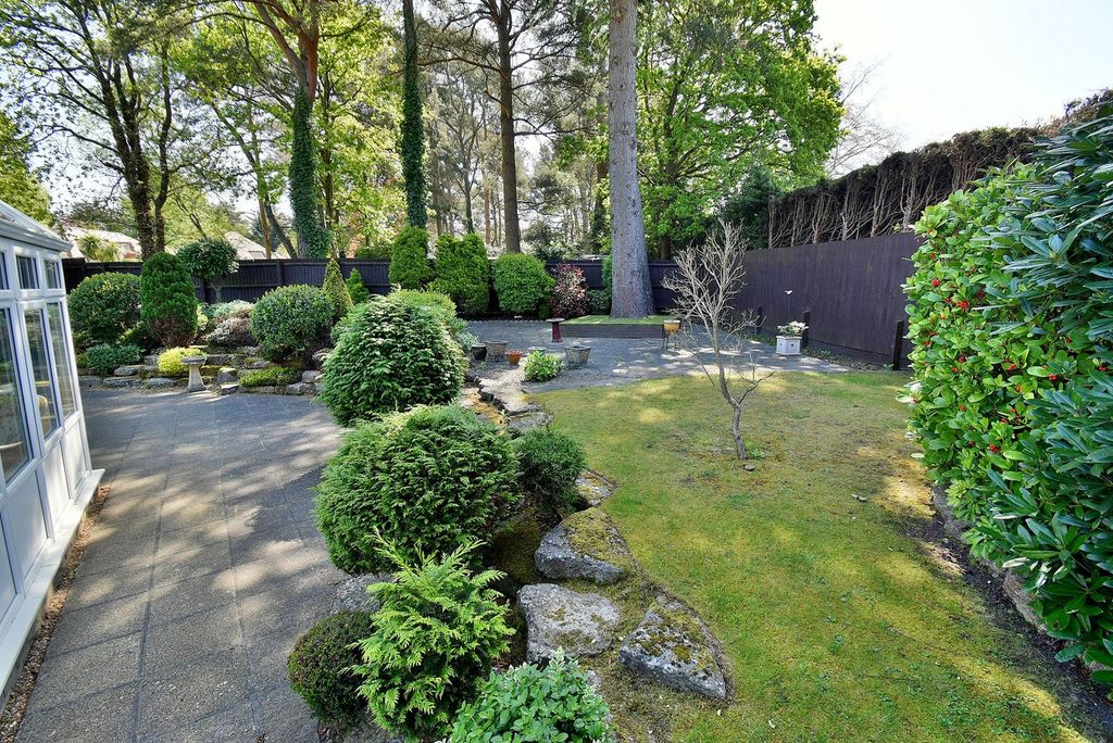 Property photo 3 of 21