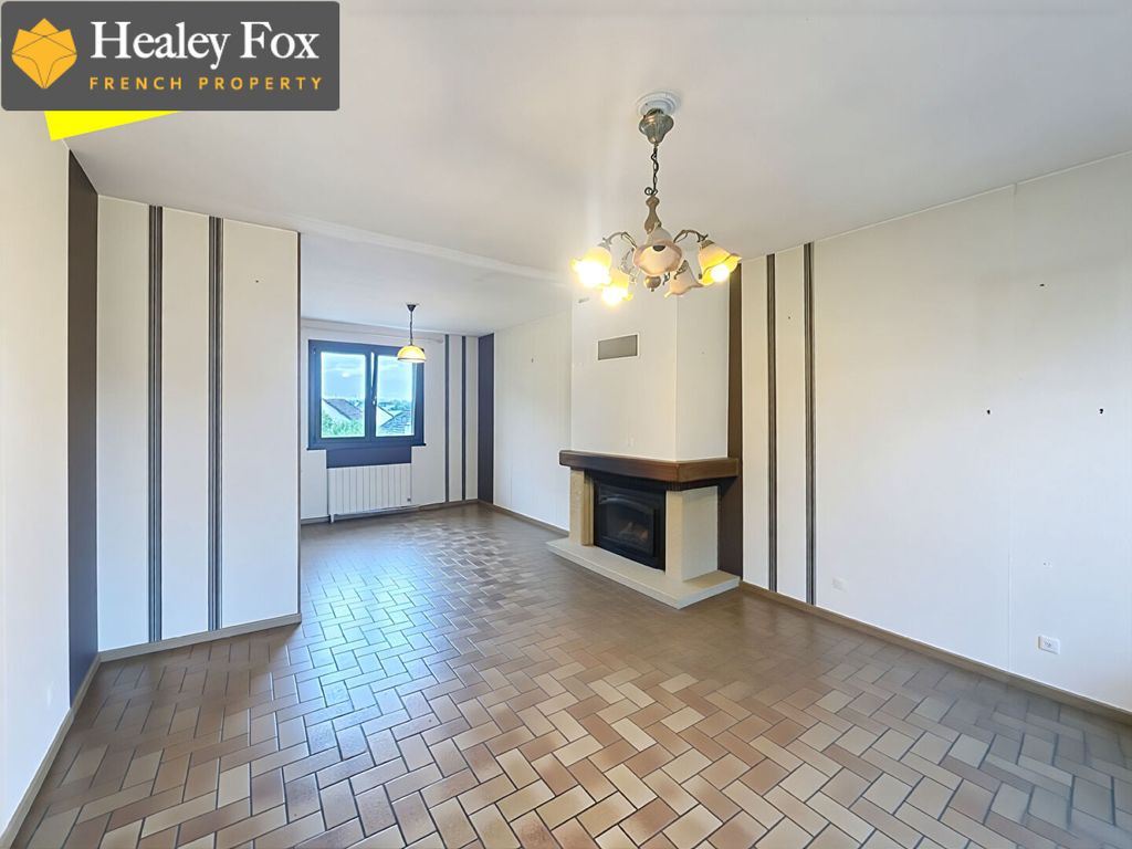 Property photo 3 of 11