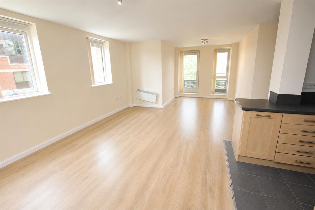 Property photo 1 of 9 7.Png
