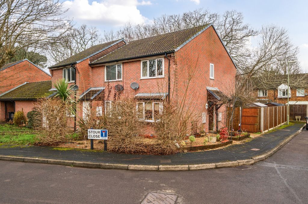 Property photo 1 of 14 1400203-3-6977477...