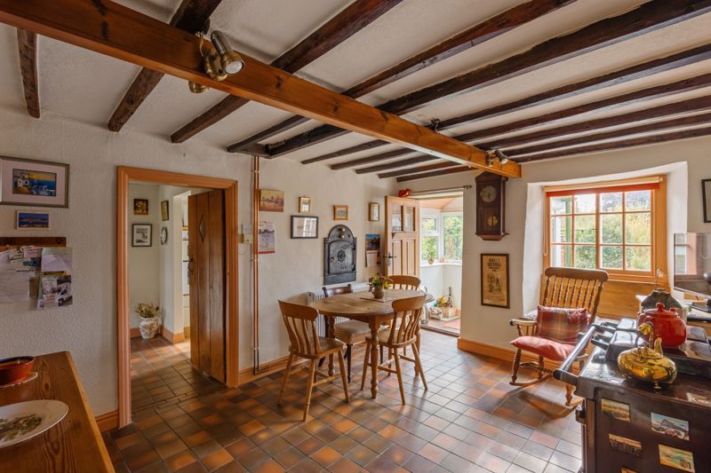 Property photo 3 of 19 Photo 10